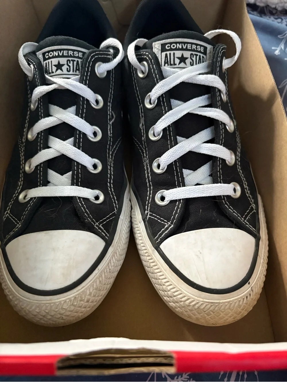 Converse black low tops - Picture 3 of 13